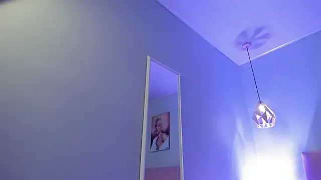 Freechat ScarletGV on StripChat