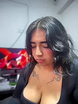 Scarlett-LS on StripChat