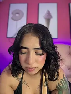 Scarlett-LS on StripChat