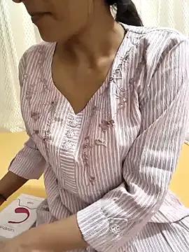 Freechat Shalu_G on StripChat