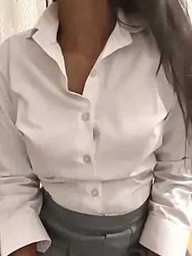 Freechat Shalu_G on StripChat