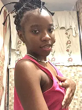 Freechat sharoon_cutee on StripChat