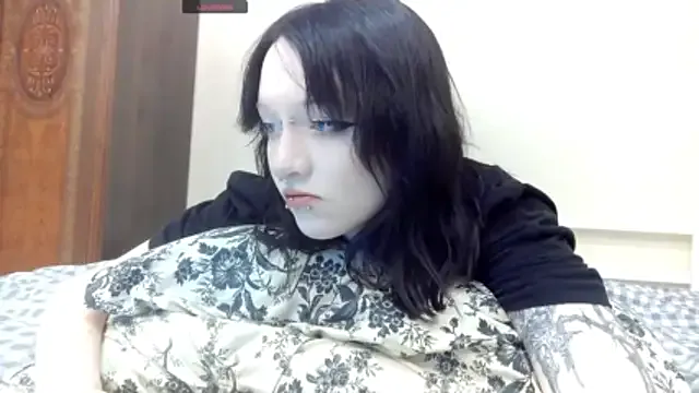 Shine_Luna on StripChat