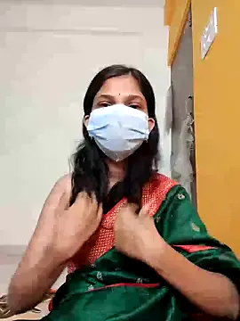 Shivani2002 on StripChat