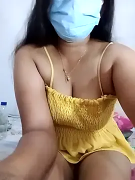 SLZAARA on StripChat