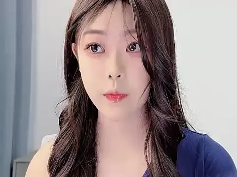 smalldaisy on StripChat