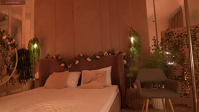 Smiley_Mia on StripChat