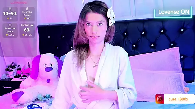 Sofiia_cute_ on StripChat