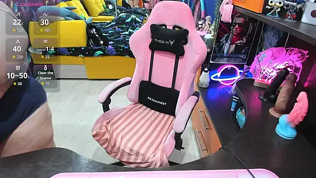 Softie_Sofy on StripChat