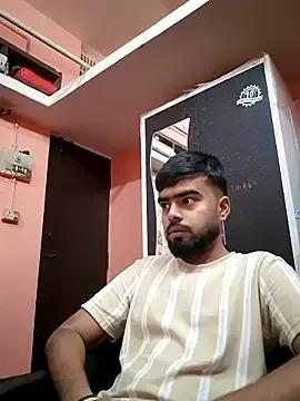 soniriyaa010101 — Full nude in public for 5 min