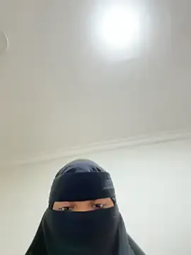 Submissive_Arab on StripChat
