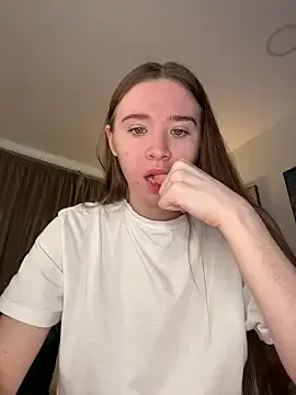 StripChat Surared_booty is Freechat Surared_booty — I'm collecting money to pay education