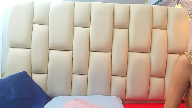 sweet_amye — flash tits