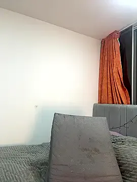 Talia_Foxx on StripChat