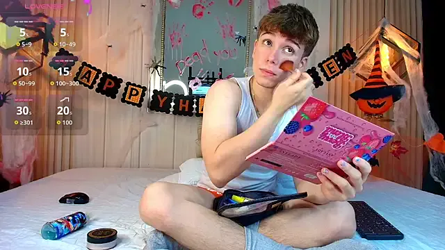 Freechat TaylerWhite on StripChat