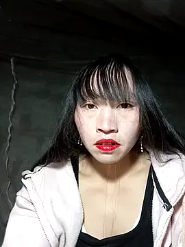 Freechat tcm-cute on StripChat