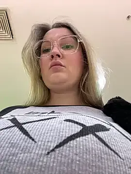 Teya_moon_ model from sc