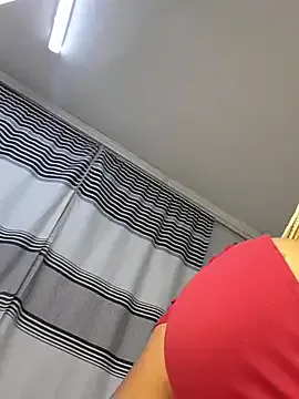 Freechat Thasha8 on StripChat