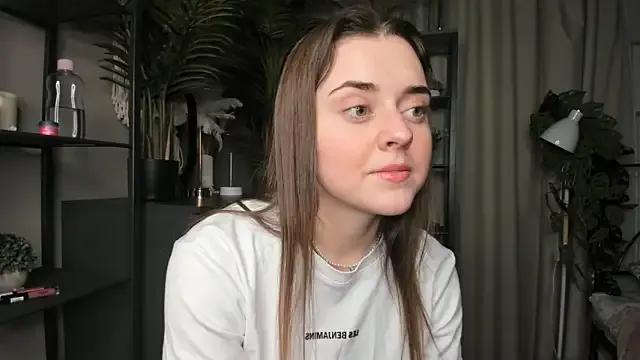 ThelmaJusto — Body tour  with little tease^^