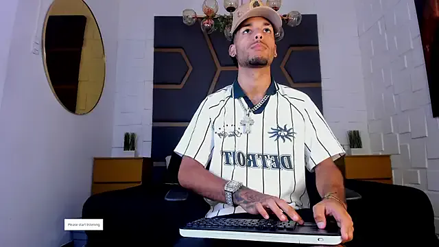 Thiagoferreti on StripChat