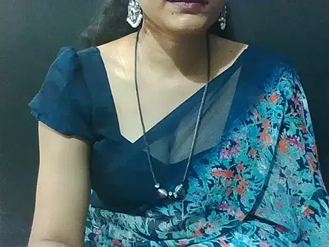 Thilothama_Vaishu on StripChat