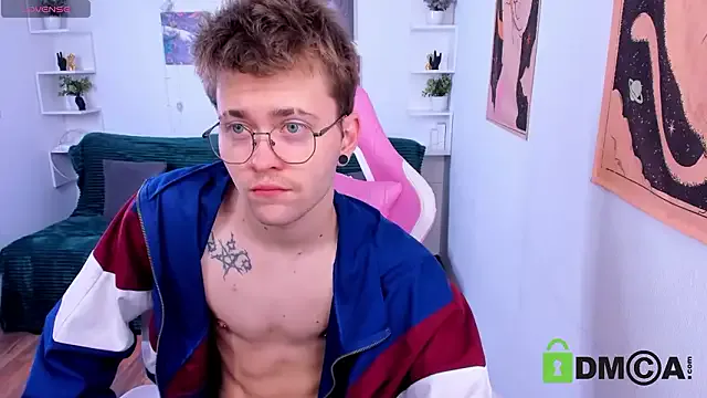 Tomas_Norton on StripChat