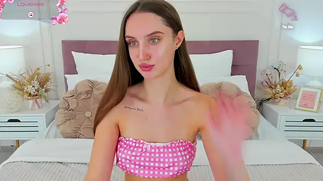 ToriSonn on StripChat