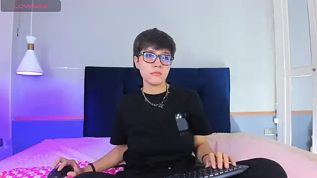 Tsuki_Maru on StripChat