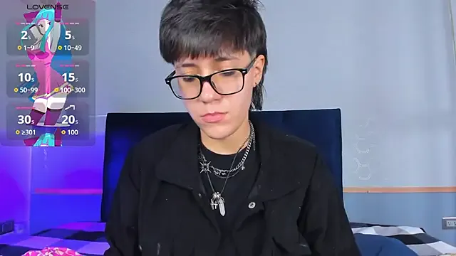 Tsuki_Maru on StripChat