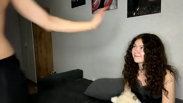 Freechat Tw1nFlame on StripChat