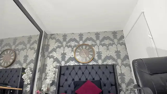 Valeria_Collin on StripChat