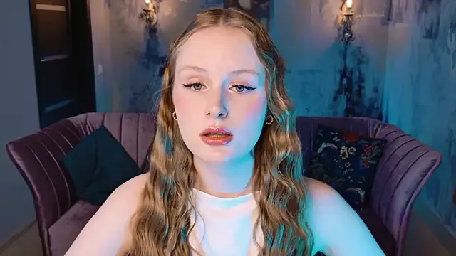 VivienLeeigh on StripChat