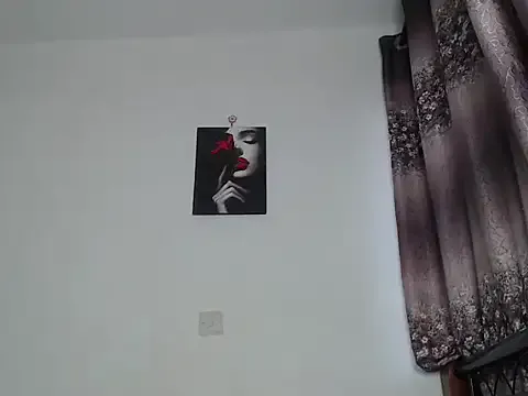 Whimsicalwillow on StripChat