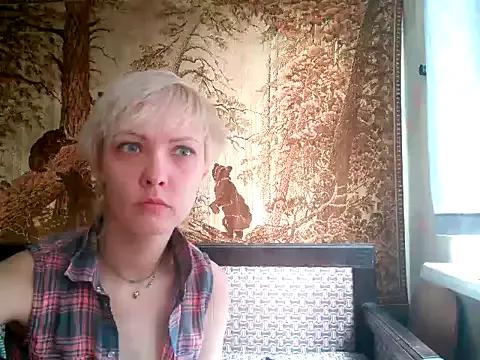 Group WildMissNiks on StripChat