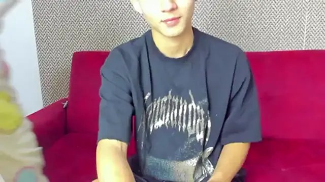 willy_sexxx18 on StripChat