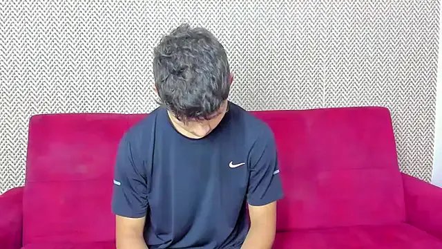 willy_sexxx18 on StripChat