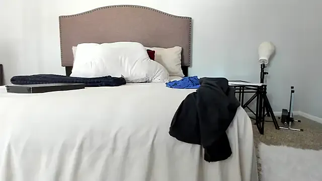 yiauana on StripChat