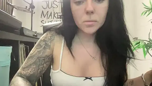 YorkshireGirly on StripChat