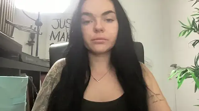 YorkshireGirly on StripChat