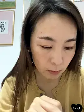 you-005 on StripChat