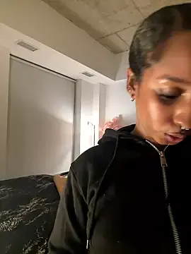 Your_Paris on StripChat