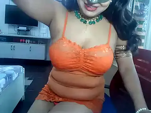 yourradhika on StripChat