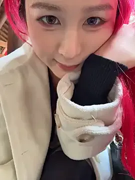 yuki_june on StripChat