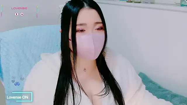 yukinko_o_ on StripChat