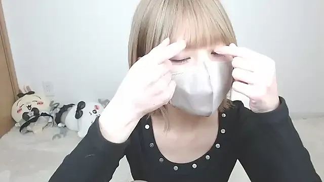 Group yuna_rin on StripChat