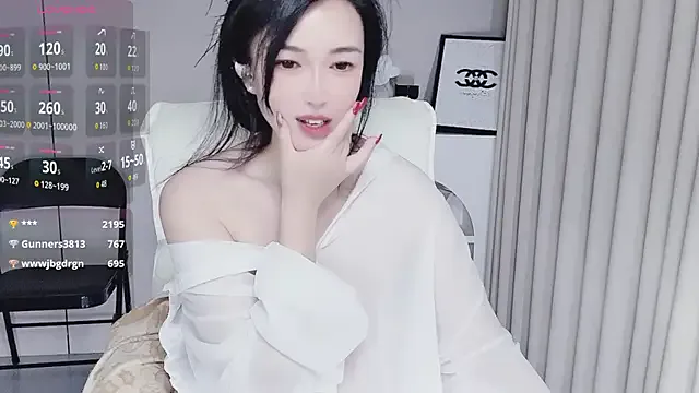 YunShan-33 on StripChat