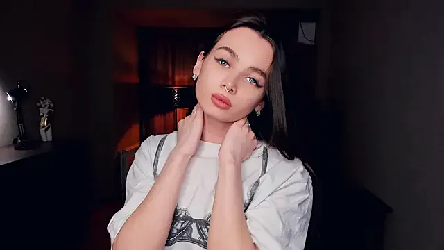 Freechat YvonneRobes on StripChat