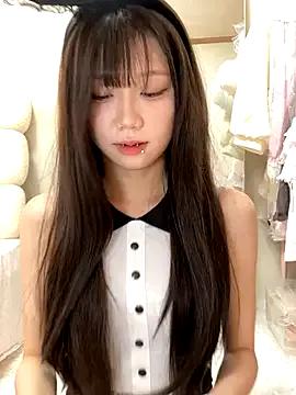 Freechat zaizaiNono on StripChat