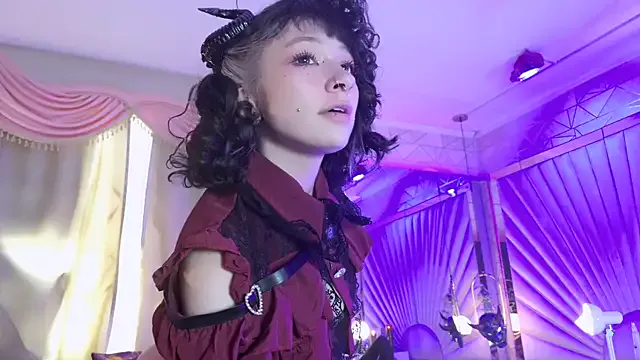 Freechat zephirahabney on StripChat