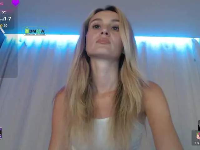 Photos of --oliva4ka-- from BongaCams is Freechat